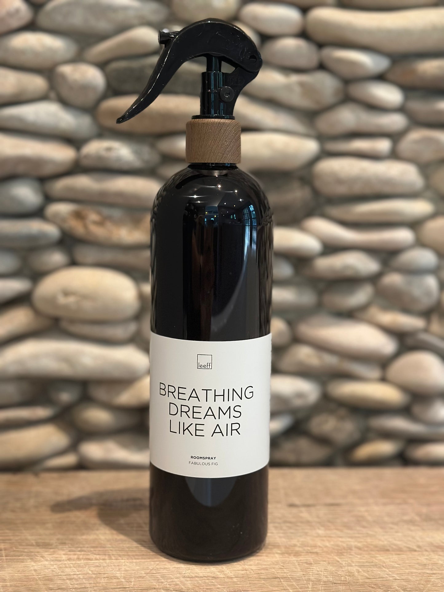 Roomspray Leeff Fabulous Fig -BREATHING DREAMS LIKE AIR-