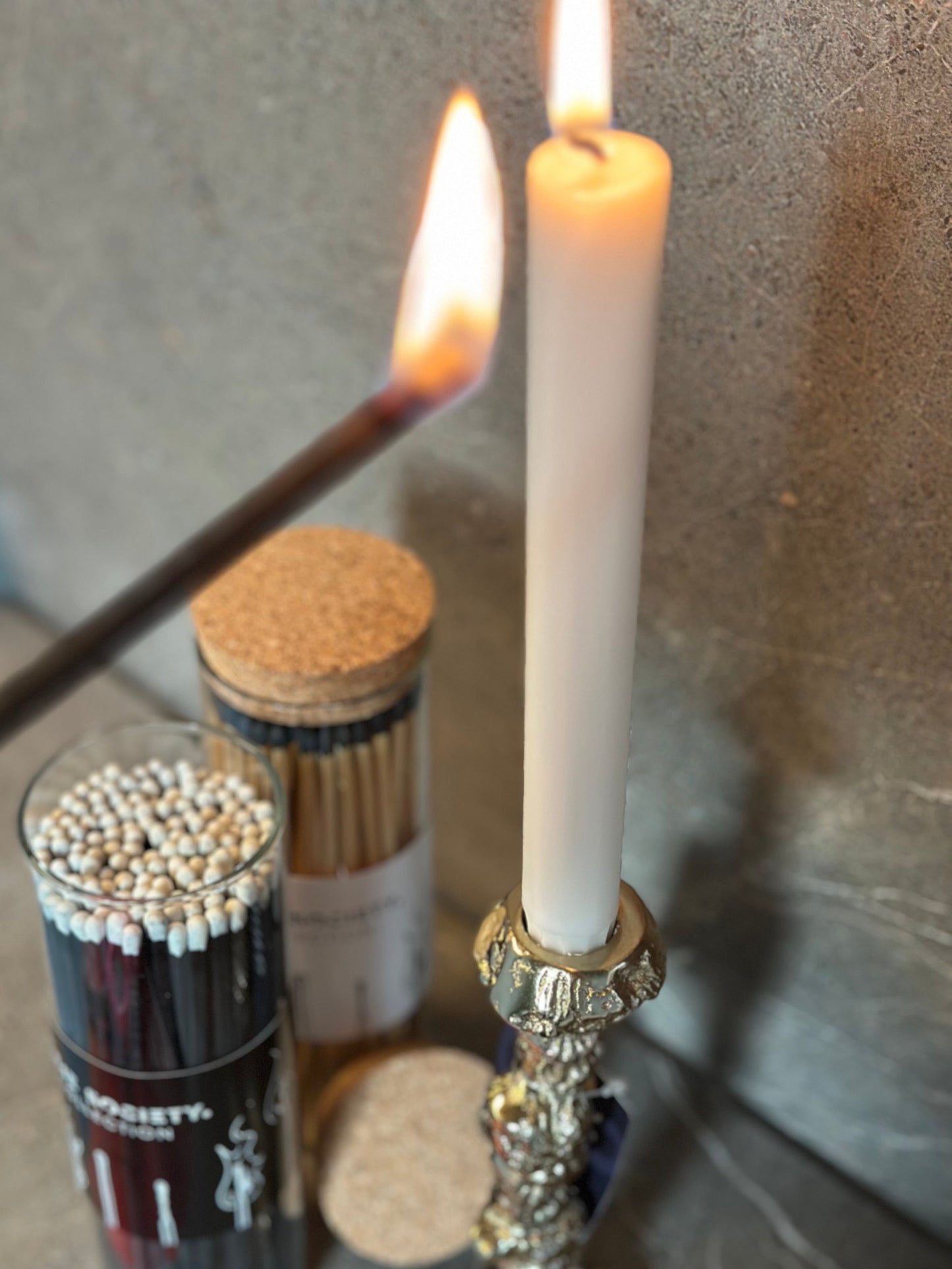 Lucifers Dunham XL, Home Society